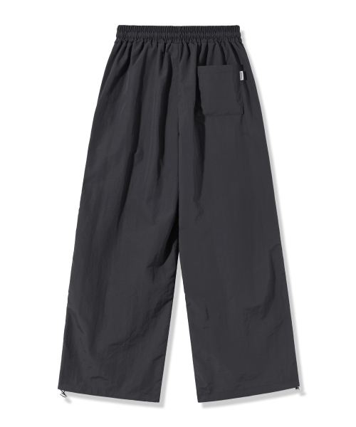 PIANER(ピアネール)の「ナイロンワンタックSTRINGパンツ(チャコール)(スウェットパンツ・レディース・チャコール・MEDIUM/LARGE/X-LARGE)」の7枚目の写真