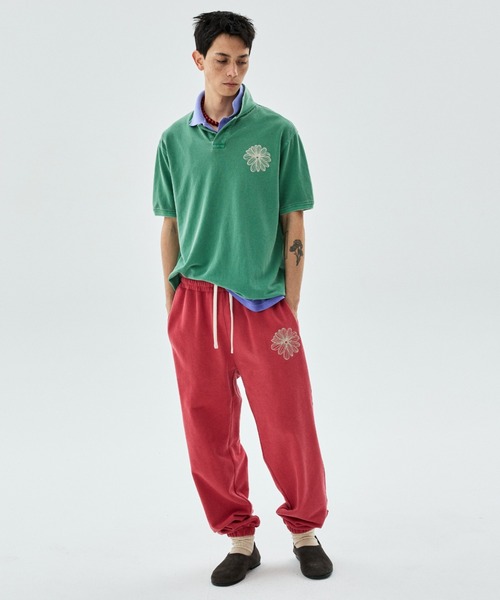 Mardi Mercredi(マルディメクルディ)の「【JEONGHAN着用】【UNISEX】JOGGER PANTS LA FLEUR PIGMENT WASHING / ユニセックス ジョガー パンツ ラ フルール ピグメント ウォッシング(スウェットパンツ・レディース・ブラック/レッド/ブルー/ネイビー・FREE)」の17枚目の写真