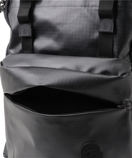 INVICTA（インヴィクタ）の「【invicta】　インビクタ　ジーノ　トラベルバックパック　26リットル　/　59232（バックパック/リュック・メンズ・ブラック・FREE）」の5枚目の写真