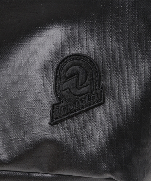 INVICTA（インヴィクタ）の「【invicta】　インビクタ　ジーノ　トラベルバックパック　26リットル　/　59232（バックパック/リュック・メンズ・ブラック・FREE）」の8枚目の写真