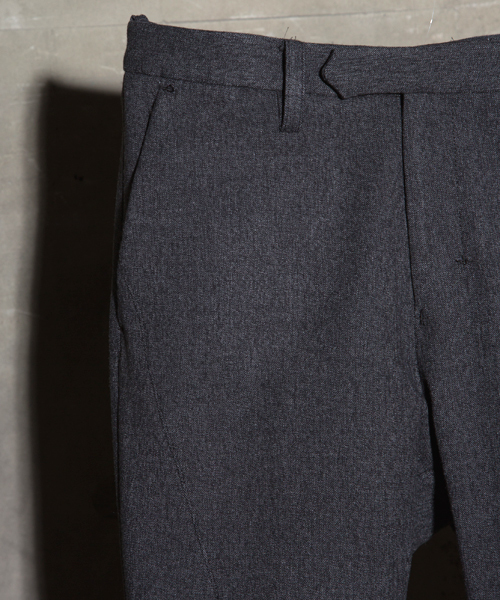 NUMBER (N)INE(ナンバーナイン)の「【NUMBER (N)INE】≪STUDIOUS限定≫ストレッチウールライクスラックス(スラックス・メンズ・グレー/ブラック・3/2/1)」の3枚目の写真