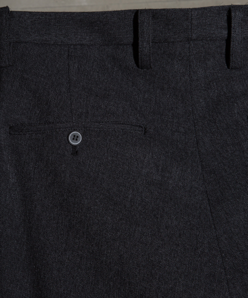 NUMBER (N)INE(ナンバーナイン)の「【NUMBER (N)INE】≪STUDIOUS限定≫ストレッチウールライクスラックス(スラックス・メンズ・グレー/ブラック・3/2/1)」の9枚目の写真