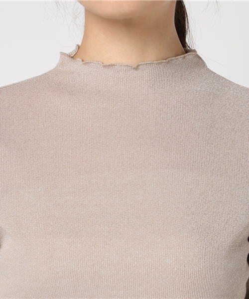 WEGO（ウィゴー）の「WEGO/ラメハイネックフリルカットソー（Tシャツ/カットソー・レディース・ライトブラウン/シルバー/ブラック/ロイヤルブルー/ピンク/ブラック系その他・FREE）」の10枚目の写真