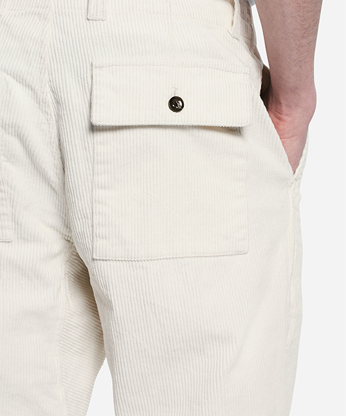 Saturdays NYC（サタデーズ ニューヨークシティ ）の「Field Cord Pant（その他パンツ・メンズ・オフホワイト/ブルー/レンガ・30/32/29/28/34）」の4枚目の写真