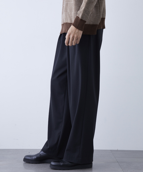 STUDIOUS（ステュディオス）の「ストレッチフランネルワイドパンツ（スラックス・メンズ・ブラック/ネイビー/ワイン・1/2/3）」の4枚目の写真
