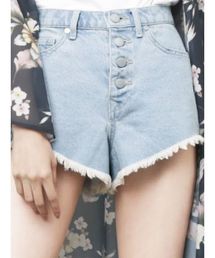 EMODA | ハードヘムカットジャストウエストショートパンツ(デニムパンツ)