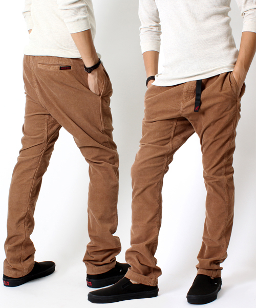 BEAMS(ビームス)の「□GRAMICCI×BEAMS / ナロー コーデュロイパンツ(その他パンツ・メンズ・ベージュ/ブルー/ネイビー・SMALL/MEDIUM/LARGE)」の1枚目の写真