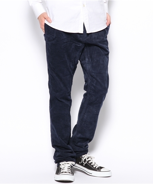 BEAMS(ビームス)の「□GRAMICCI×BEAMS / ナロー コーデュロイパンツ(その他パンツ・メンズ・ベージュ/ブルー/ネイビー・SMALL/MEDIUM/LARGE)」の2枚目の写真