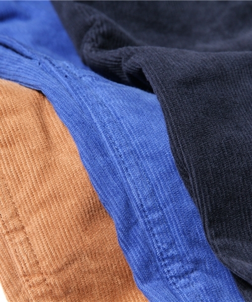 BEAMS(ビームス)の「□GRAMICCI×BEAMS / ナロー コーデュロイパンツ(その他パンツ・メンズ・ベージュ/ブルー/ネイビー・SMALL/MEDIUM/LARGE)」の11枚目の写真
