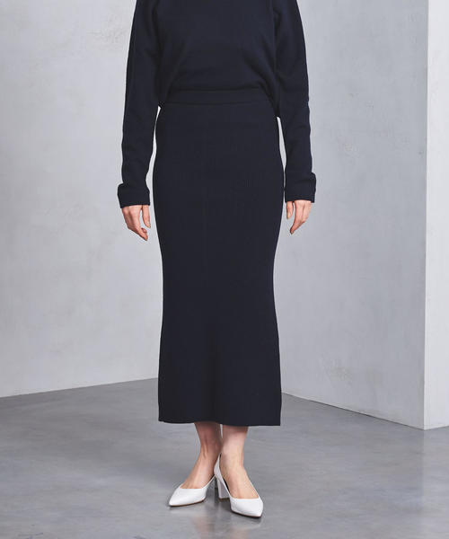 UNITED ARROWS（ユナイテッドアローズ）の「UWSC リブタイト ロングスカート（スカート・レディース・ベージュ/ネイビー/ライム・FREE）」の5枚目の写真