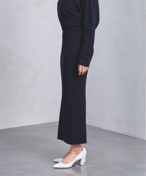 UNITED ARROWS（ユナイテッドアローズ）の「UWSC リブタイト ロングスカート（スカート・レディース・ベージュ/ネイビー/ライム・FREE）」の6枚目の写真