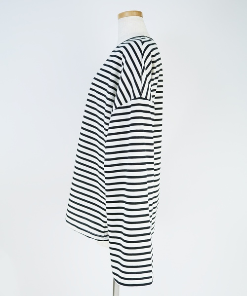 reca（レカ）の「ボリューム袖ボーダーカットソー（Tシャツ/カットソー・レディース・ブラック/ネイビー/グリーン/ボルドー/モカ/イエロー/ピンク/ダークベージュ/ライトグレー/カーキ・FREE）」の17枚目の写真