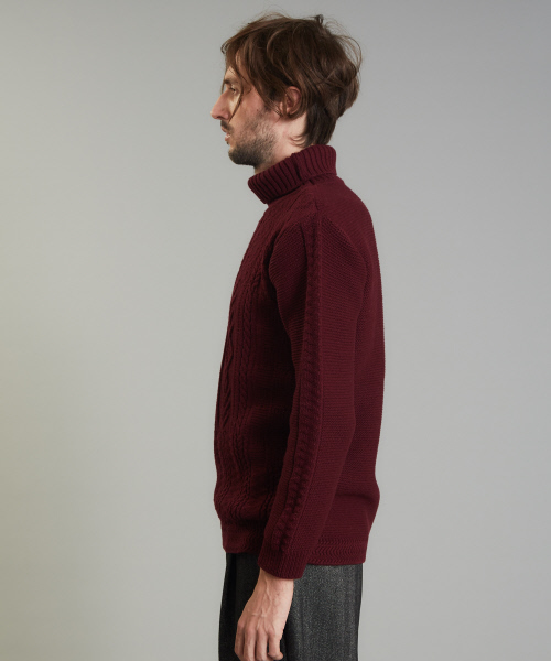 5351 POUR LES HOMMES(ゴーサンゴーイチプールオム)の「ルーガ タートルネックニット(ニット/セーター・メンズ・ブルー/ホワイト/ブラック/グレー/ワイン・44/46/48)」の11枚目の写真