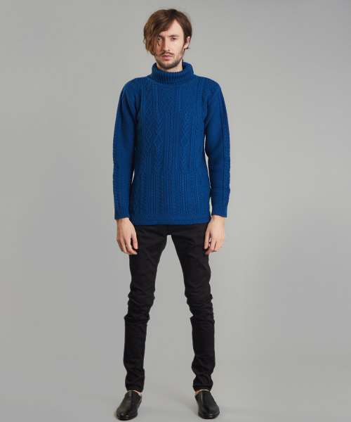 5351 POUR LES HOMMES(ゴーサンゴーイチプールオム)の「ルーガ タートルネックニット(ニット/セーター・メンズ・ブルー/ホワイト/ブラック/グレー/ワイン・44/46/48)」の18枚目の写真
