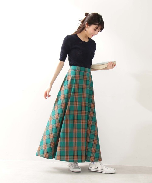 N.（N. Natural Beauty Basic）（エヌエヌナチュラルビューティーベーシック）の「レースケーブルニット五分袖（ニット/セーター・レディース・ホワイト/ネイビー/レッド・MEDIUM）」の10枚目の写真