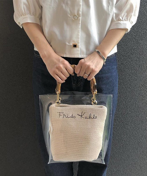 shopnikoniko（ショップニコニコ）の「バンブークリアバッグビニールバッグ（ハンドバッグ・レディース・ブラック/アイボリー・フリー）」の14枚目の写真