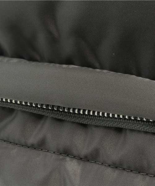 PORTER（ポーター）の「PORTER TANKER DAY PACK <B印 YOSHIDA SELECT>（バックパック/リュック・メンズ・ブラック系その他・ONE SIZE）」の6枚目の写真