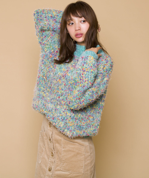 派手柄⭐︎色鮮やか総柄 薄手ニット 人気カラー グリーン系 太アーム XL程度 Jewelobe（ジュエローブ）の「カラフルネップヤーンプルオーバー