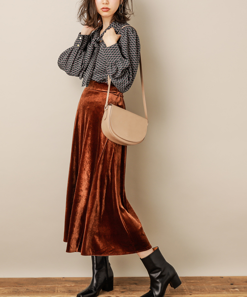 natural couture（ナチュラルクチュール）の「ハーフムーンフラップショルダー（ショルダーバッグ・レディース・ブラック/ベージュ/ピンク・FREE）」の16枚目の写真