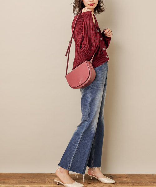 natural couture（ナチュラルクチュール）の「ハーフムーンフラップショルダー（ショルダーバッグ・レディース・ブラック/ベージュ/ピンク・FREE）」の9枚目の写真