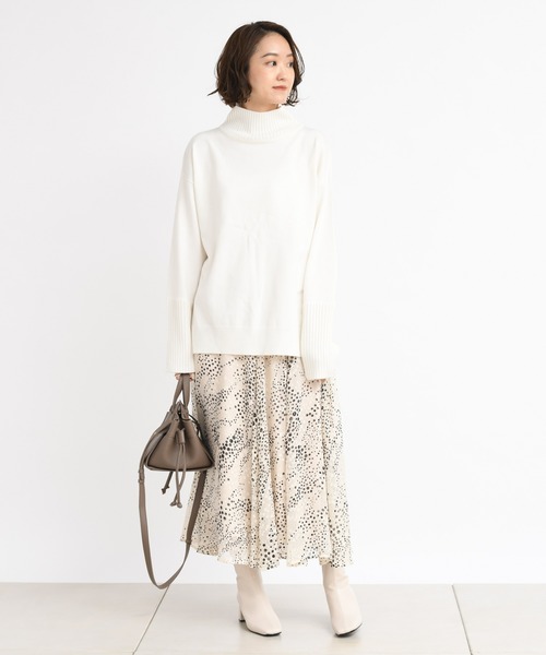 DouDou（ドゥドゥ）の「タートルプルオーバー（ニット/セーター・レディース・オフホワイト/ベージュ/バイオレット・FREE）」の21枚目の写真