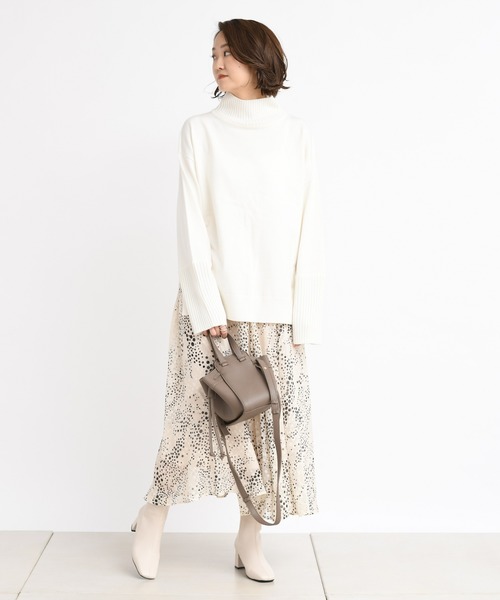 DouDou（ドゥドゥ）の「タートルプルオーバー（ニット/セーター・レディース・オフホワイト/ベージュ/バイオレット・FREE）」の20枚目の写真