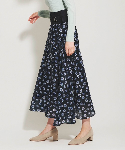 The Virgnia（ザ ヴァージニア）の「オリジナルマーガレット柄スカート（スカート・レディース・ネイビー/ベージュ・38/36）」の7枚目の写真