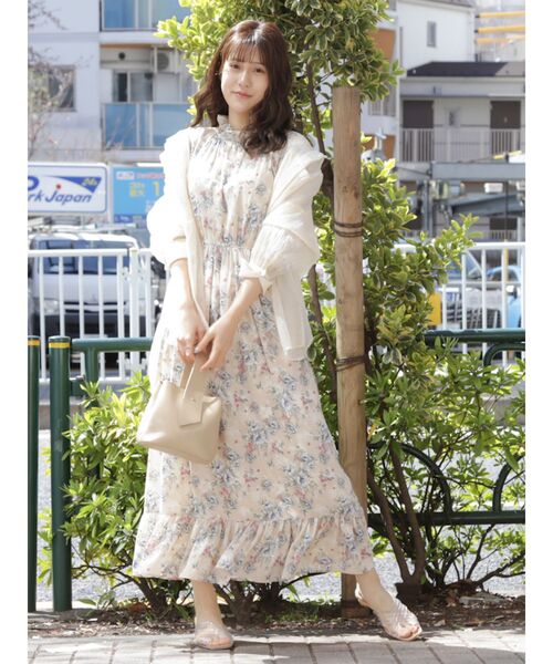 dazzlin（ダズリン）の「シアーサマーオーバーシャツ【シースルーブラウス】（シャツ/ブラウス・レディース・オフホワイト/ベージュ/グリーン/オレンジ・FREE）」の14枚目の写真