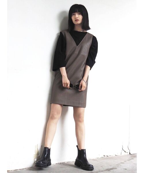 EMODA(エモダ)の「サイドゴアバルキーシューズ(ブーツ・レディース・ブラック・SMALL/MEDIUM/LARGE)」の5枚目の写真