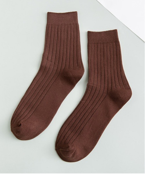 Fun & Daily（ファンアンドデイリー）の「F&D : クラシックカラーソックス（ソックス/靴下・メンズ・イエロー/ブルー/ブラック/グリーン/オレンジ/ホワイト/ライトグレー/ブラウン/ネイビー/チャコールグレー・FREE）」の6枚目の写真