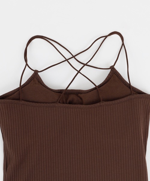 COLONY 2139（コロニートゥーワンスリーナイン）の「【WEB限定】カップ付きテレコバッククロスキャミソール(パット取り外し可)（キャミソール・レディース・ブラック/ベージュ/ブラウン/オフホワイト/モカ・FREE）」の21枚目の写真