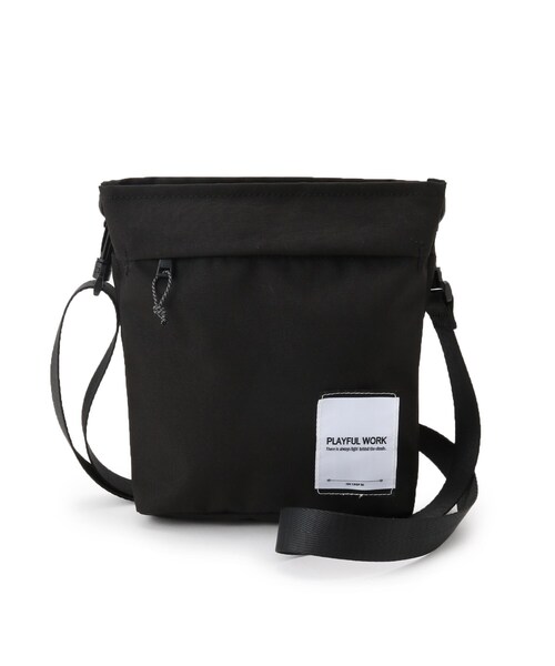 THE SHOP TK (ザ ショップ ティーケー )の「◆シンセティック縦型ショルダーバッグ(ショルダーバッグ・メンズ・ブラック/キャメル/ベビーピンク/グリーン系・00)」の5枚目の写真