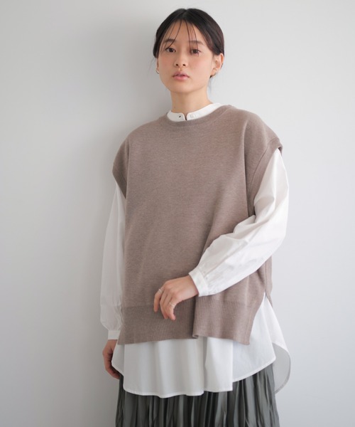 AMERICAN HOLIC（アメリカンホリック）の「SET ニットベスト+デザインスリーブシャツ　＊（ベスト・レディース・ブラック/ネイビー/アイボリー/モカ・FREE）」の4枚目の写真