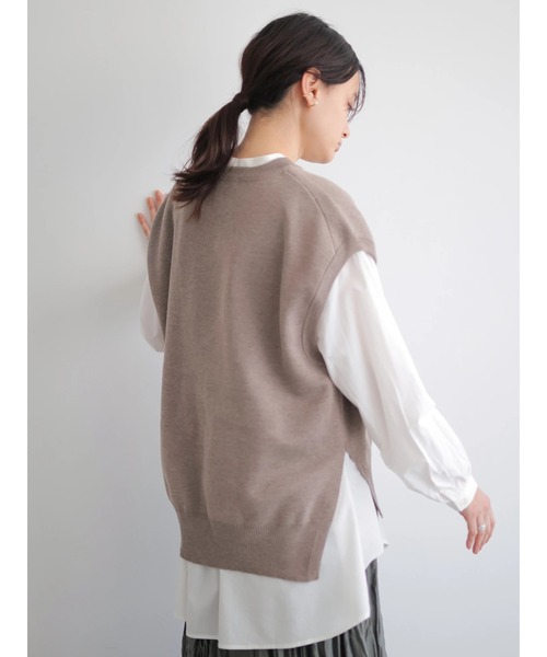 AMERICAN HOLIC（アメリカンホリック）の「SET ニットベスト+デザインスリーブシャツ　＊（ベスト・レディース・ブラック/ネイビー/アイボリー/モカ・FREE）」の12枚目の写真