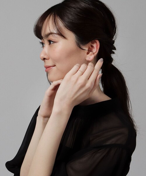 COCOSHNIK(ココシュニック)の「K10ダイヤモンド オルタネイト 縄目リング(リング・レディース・アイボリー系・10号/14号/12号)」の2枚目の写真