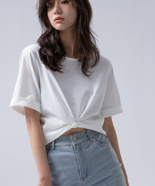 SAISON DE PAPILLON(セゾンドパピヨン)の「【綿100%】バックオープンTシャツ(Tシャツ/カットソー・レディース・ホワイト/ブラック/グレー・S/M/L)」の2枚目の写真