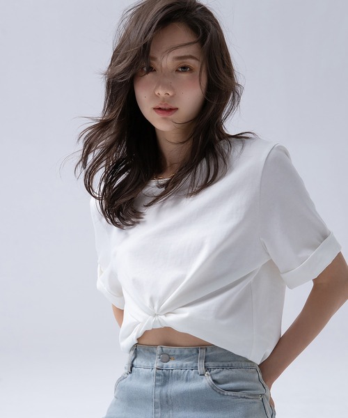 SAISON DE PAPILLON(セゾンドパピヨン)の「【綿100%】バックオープンTシャツ(Tシャツ/カットソー・レディース・ホワイト/ブラック/グレー・S/M/L)」の4枚目の写真