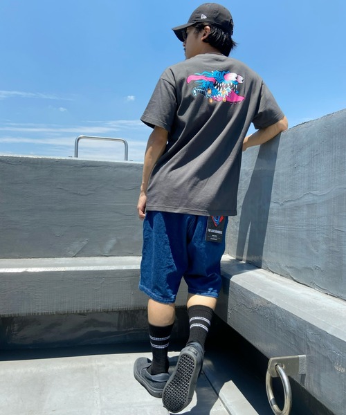 SANTA CRUZ(サンタクルーズ)の「【ムラサキスポーツ別注】SANTACRUZ/サンタクルーズ Tシャツ 502212402(Tシャツ/カットソー・メンズ・ブラック/ホワイト・L/M/XL)」の6枚目の写真