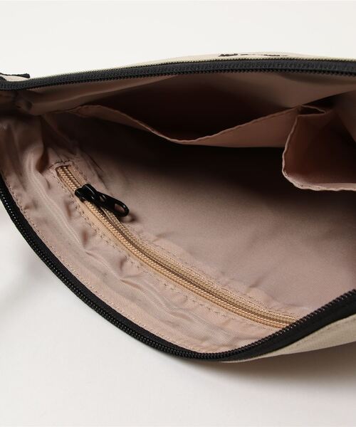 MONO　COMME CA（モノコムサ）の「サコッシュ（ショルダーバッグ・レディース・ブラック/ベージュ・FREE）」の12枚目の写真