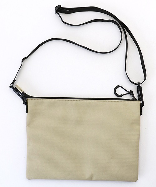 MONO　COMME CA（モノコムサ）の「サコッシュ（ショルダーバッグ・レディース・ブラック/ベージュ・FREE）」の5枚目の写真