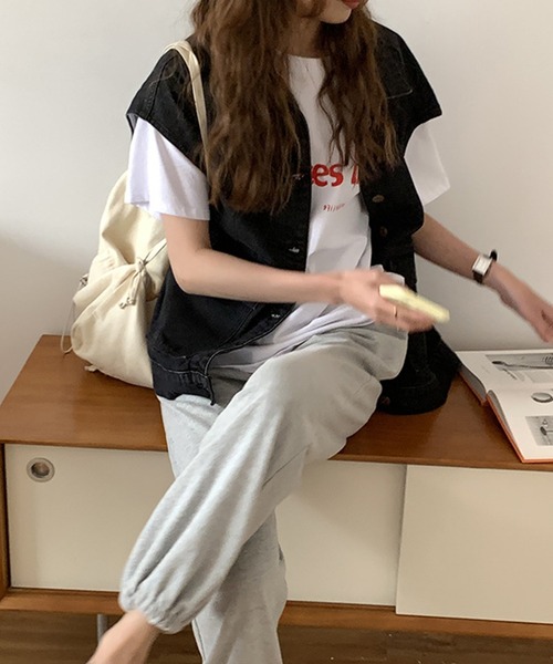 aimoha（アイモハ）の「オーバーデニムベスト（ベスト・レディース・ブラック/ブルー・FREE）」の5枚目の写真