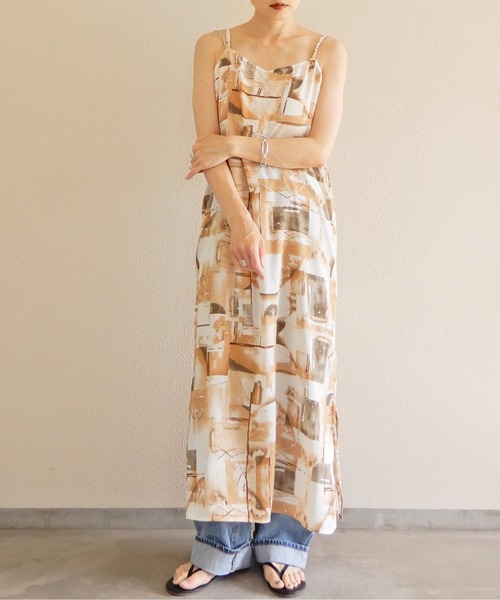 y/m by Yukie（イムバイユキエ）の「アート柄キャミワンピース（ワンピース・レディース・グレー/オレンジ・FREE）」の15枚目の写真
