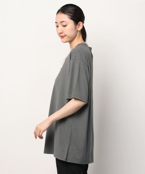 Figments(フィグメンツ)の「CONVERSIONS Tシャツ(Tシャツ/カットソー・レディース・スミクロ/ライトベージュ・FREE)」の7枚目の写真