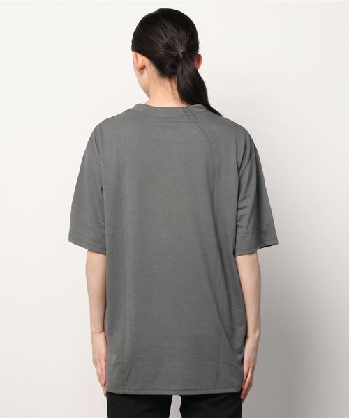 Figments(フィグメンツ)の「CONVERSIONS Tシャツ(Tシャツ/カットソー・レディース・スミクロ/ライトベージュ・FREE)」の10枚目の写真