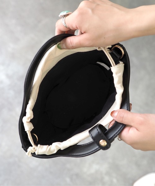 Riberry(リベリー)の「トリミングミニカゴバッグ(かごバッグ・レディース・ホワイト/ブラック/ベージュ/ブラウン/グリーン・FREE)」の10枚目の写真