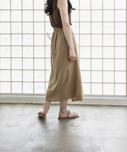 Kari & lili（カウリアンドリィリィ）の「linen slit flare skirt（スカート・レディース・ベージュ/ブラウン・FREE）」の7枚目の写真