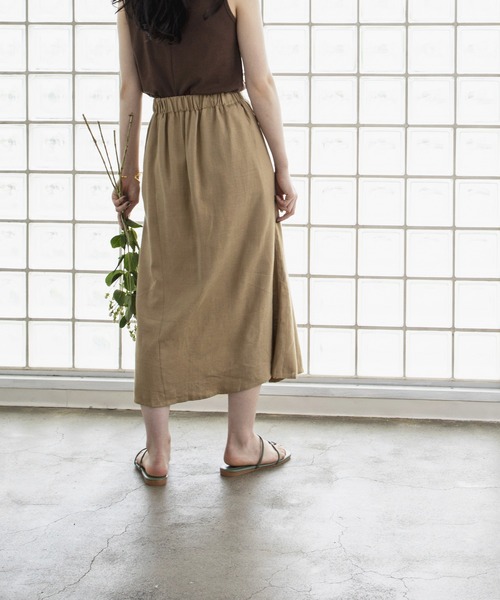Kari & lili（カウリアンドリィリィ）の「linen slit flare skirt（スカート・レディース・ベージュ/ブラウン・FREE）」の5枚目の写真