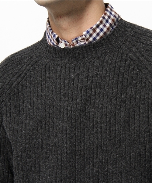 JOURNAL STANDARD relume(ジャーナルスタンダード レリューム)の「NEW QUALITY MADE: ヴィクトリアンラム畔編みクルーネックニット(ニット/セーター・メンズ・チャコールグレー/ホワイト・MEDIUM/SMALL/LARGE)」の4枚目の写真
