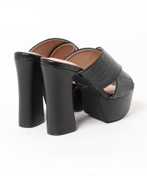 one wayザッカ（ワンウェイザッカ）の「【oneway】チャンキークロスアッパーサンダル（サンダル・レディース・ブラック系その他・L/M）」の3枚目の写真