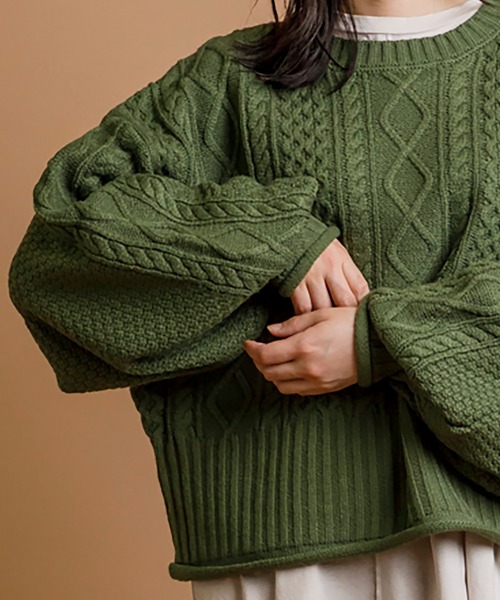 CIENA（シエナ）の「ボリュームスリーブケーブルニット（ニット/セーター・レディース・オフホワイト/チャコール/ベージュ/グリーン・FREE）」の17枚目の写真